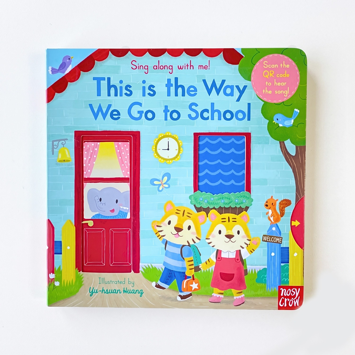 しかけ絵本 This is the Way We Go to School ボードブック （QRコード