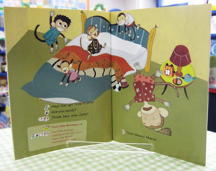 英語劇シリーズ　QRコード音声付き　おもしろ童話　Five Little Monkeys Jumping on the Bed ～５匹の子ザル～ 【中級：レベル１】