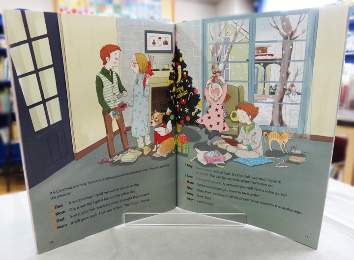 英語劇シリーズ　QRコード音声付き　おもしろ童話　The Christmas Gift  【中級： レベル４】