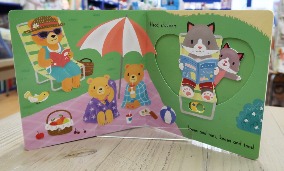 しかけ絵本　Head, Shoulders, Knees and Toes　ボードブック　（QRコード音つき）