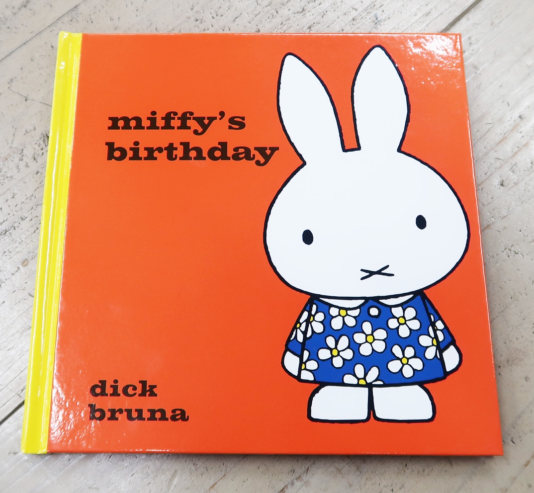 ミッフィー英語絵本　Miffy's Birthday　～うさこちゃんのたんじょうび～