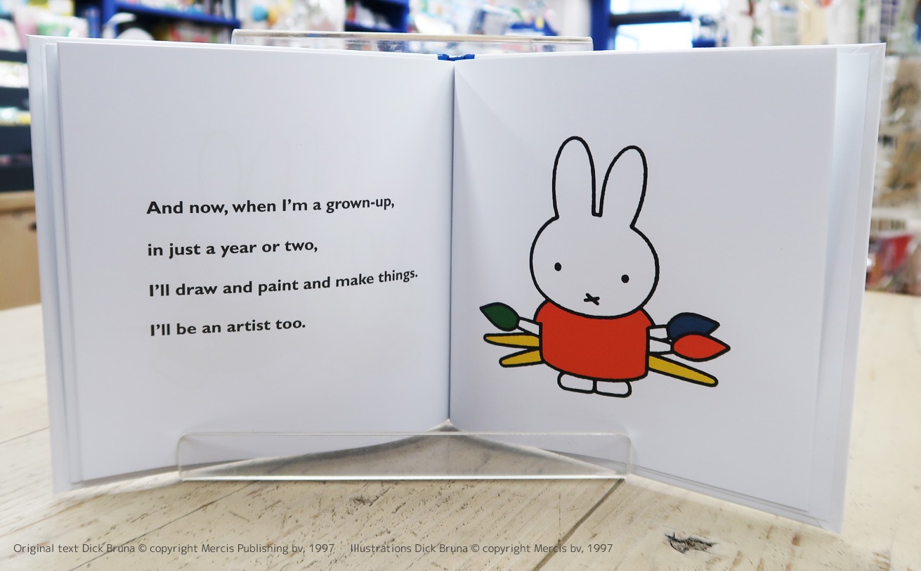 ミッフィー英語絵本　Miffy at the Gallery　～うさこちゃん びじゅつかんへいく～