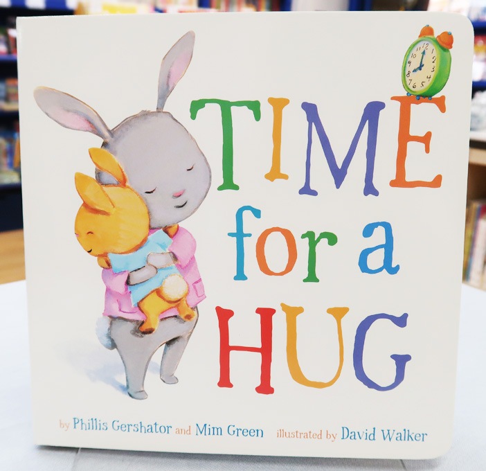 【英語と日本語読みくらべ絵本セット】 Time for a Hug（ボードブック）／ だいすき　ぎゅっ　ぎゅっ