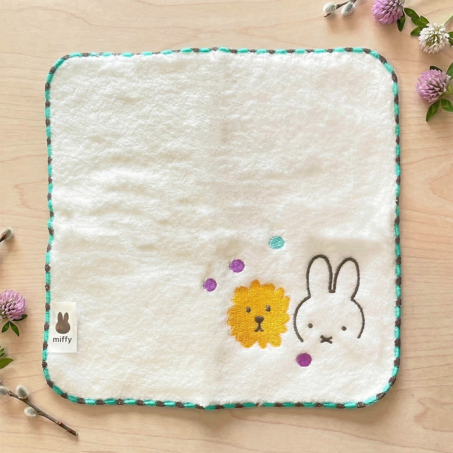 ミッフィー　ふわふわ刺繍ハンカチーフ（ミニタオル）　ライオン