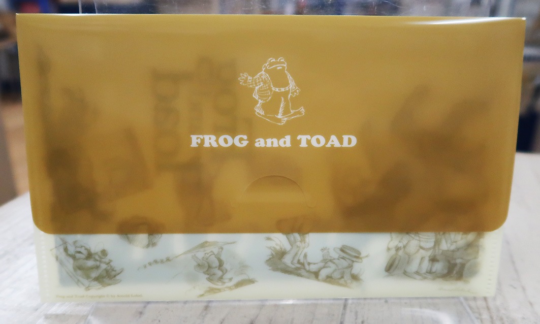 がまくんとかえるくん　マスクケース　木の上で