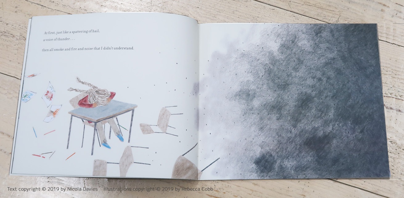 The Day War Came　～せんそうがやってきた日～ ペーパーバック版