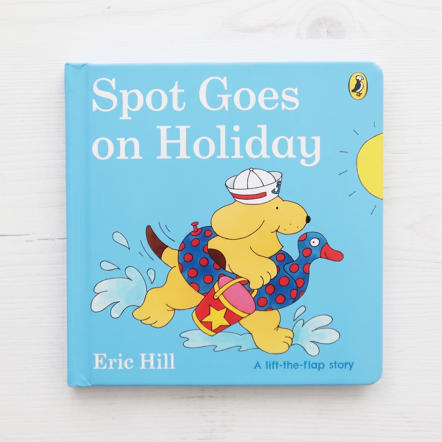 めくりしかけ絵本　Spot Goes on Holiday　ボードブック