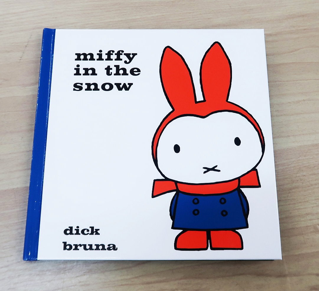 ミッフィー英語絵本 Miffy in the Snow | カテゴリーでさがす,絵本