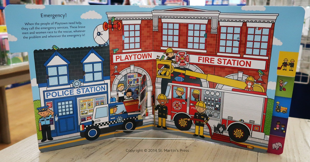 めくりしかけ絵本　Playtown