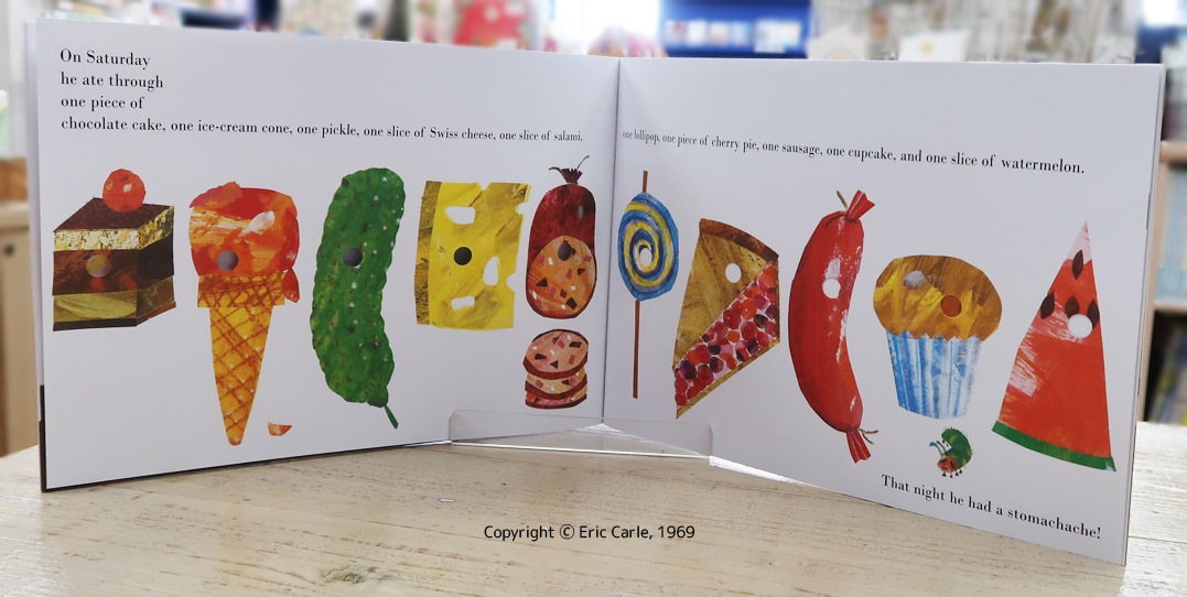 The Very Hungry Caterpillar　～はらぺこあおむし～ ペーパーバック版