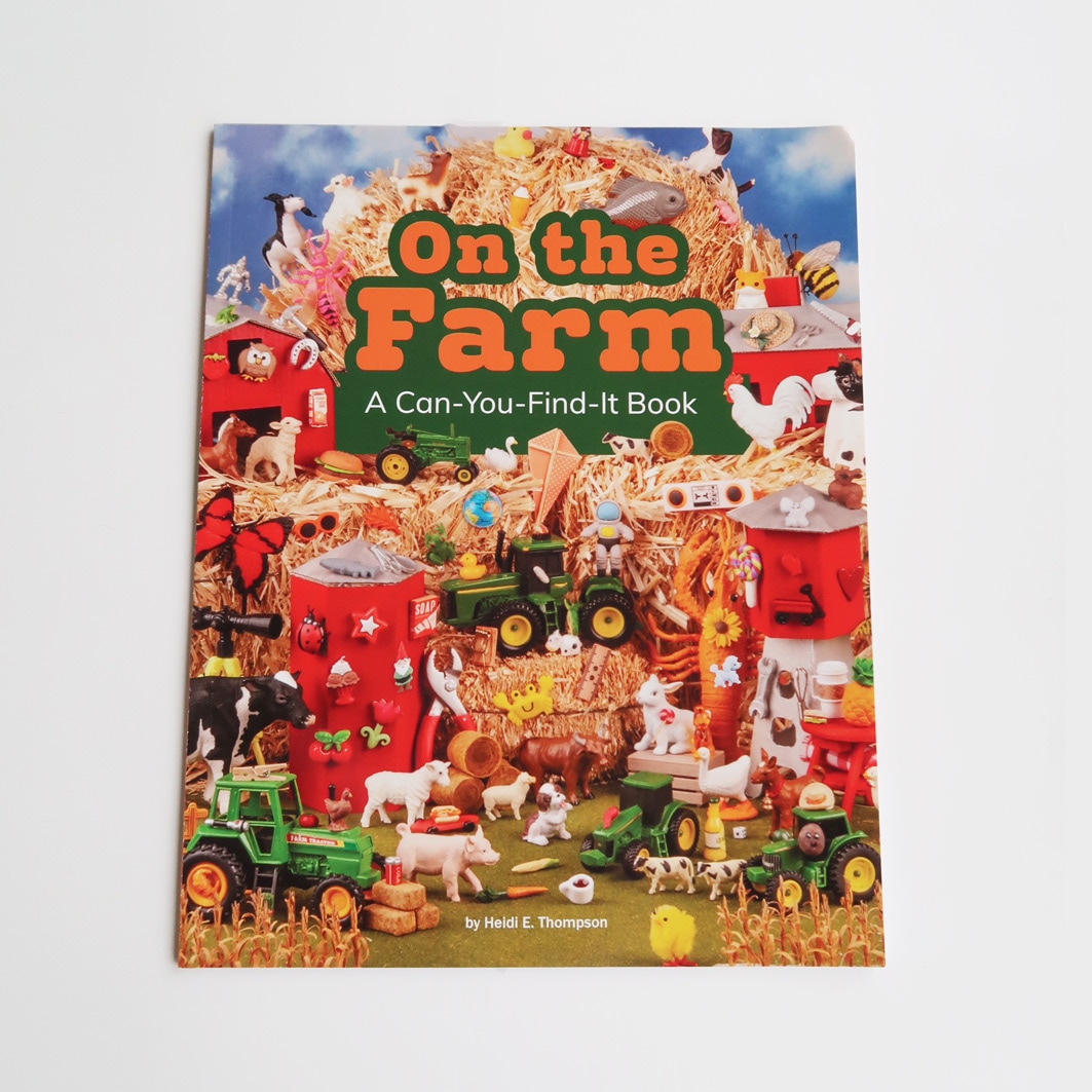 さがし絵本 Can You Find it? ～ On the Farm ペーパーバック版