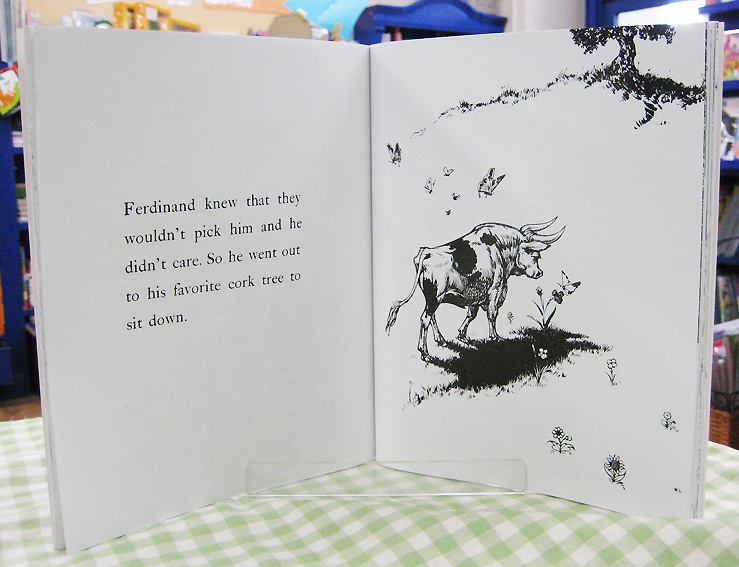 朗読CDつき名作絵本 Story of Ferdinand ～はなのすきなうし