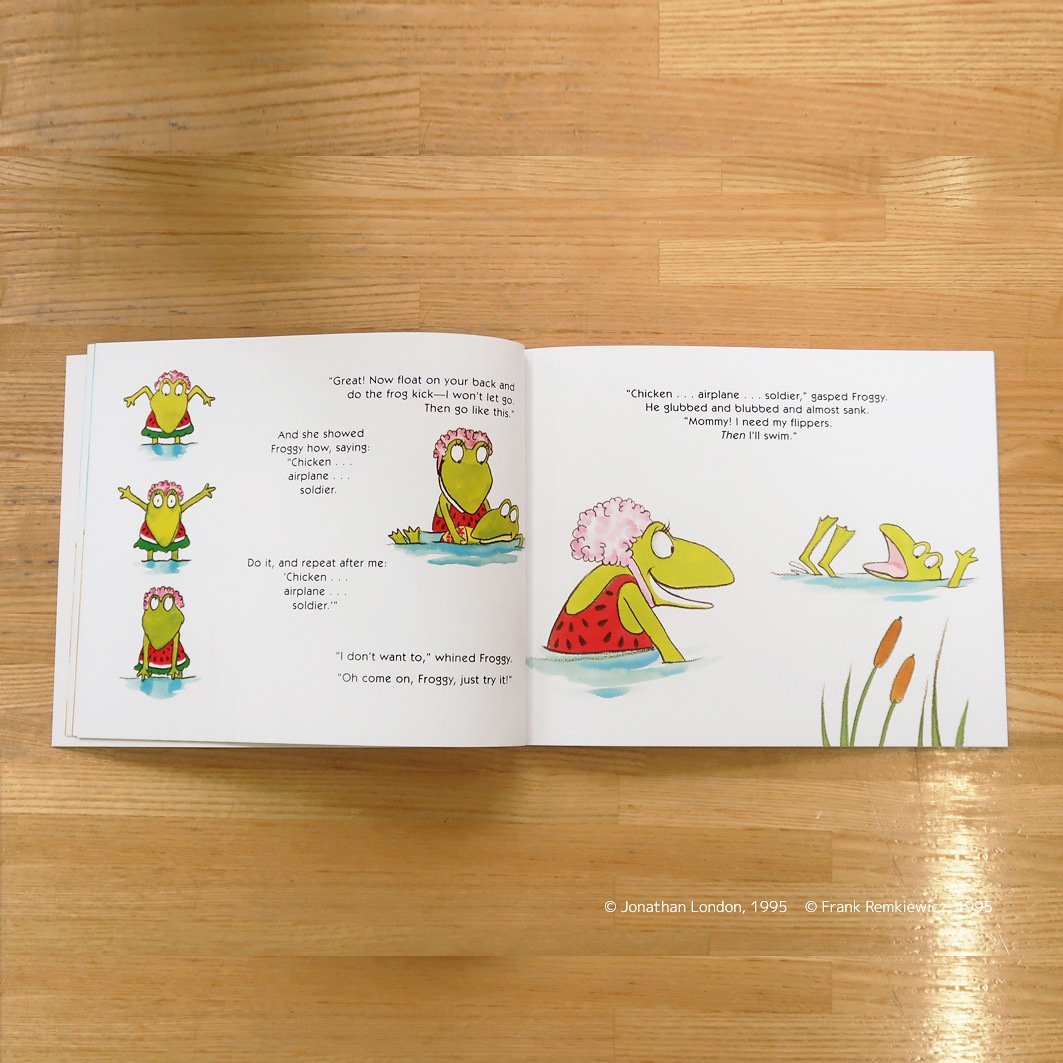 Froggy Learns to Swim　ペーパーバック版