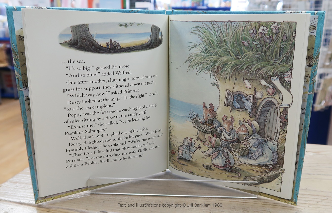 Brambly Hedge Sea Story ～のばらの村のものがたり 海へいった話