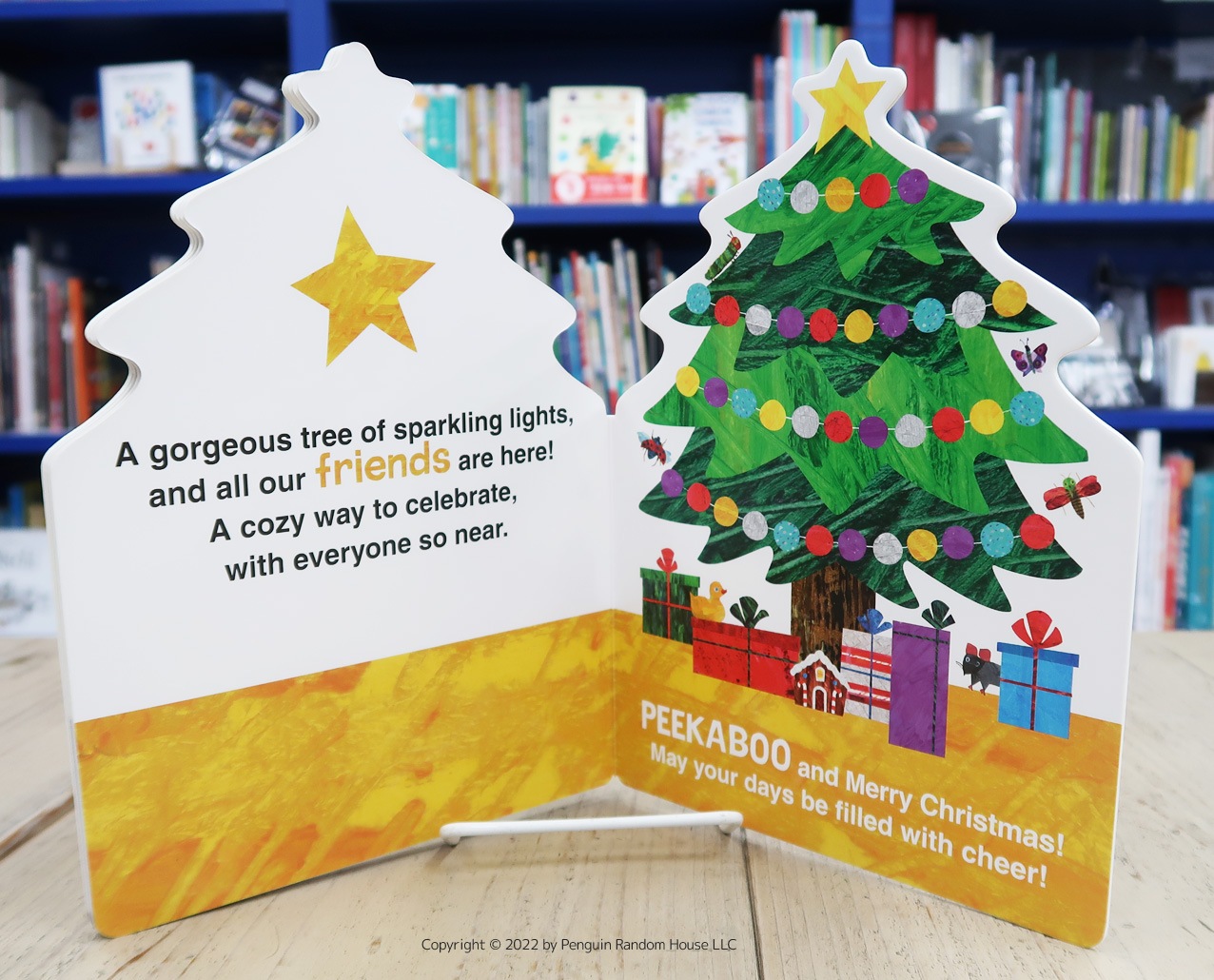 Peekaboo Christmas　はらぺこあおむし　いないないばあ　クリスマス