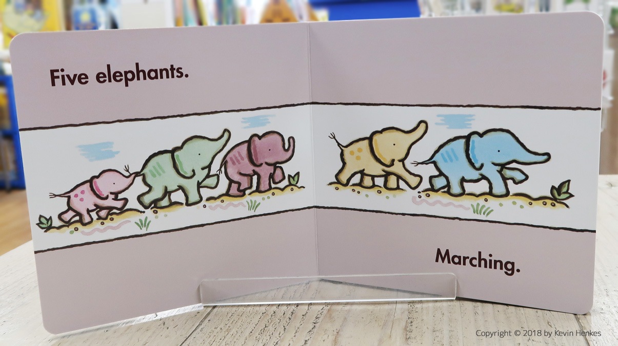 SING&SAY A Parade of Elephants ボードブック＆ＣＤセット ＜NoBuYoung＞ 【レベル3】