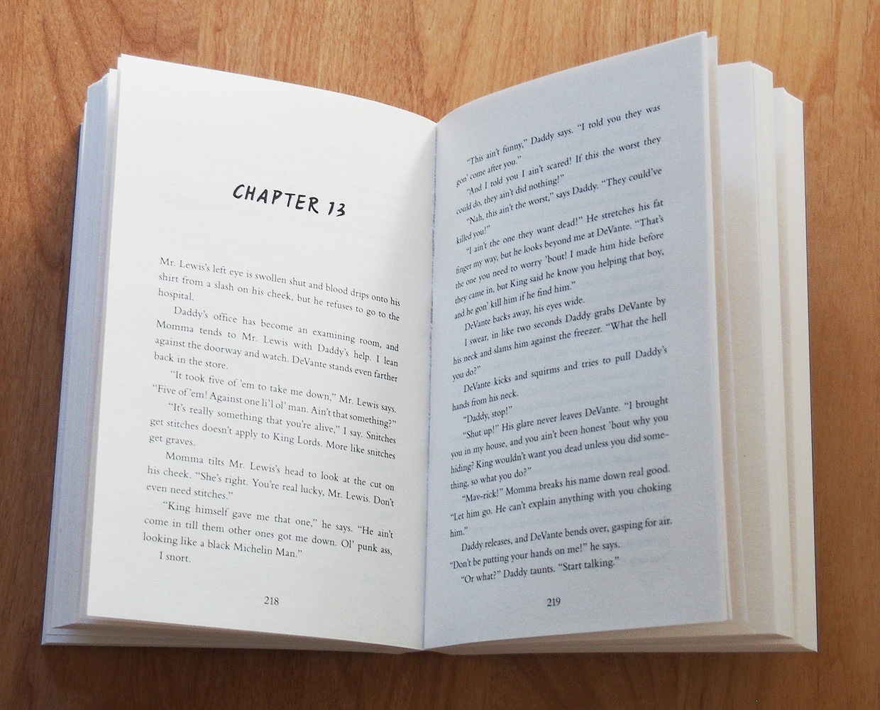 The Hate You Give　～ザ・ヘイト・ユー・ギヴ あなたがくれた憎しみ～　ペーパーバック版