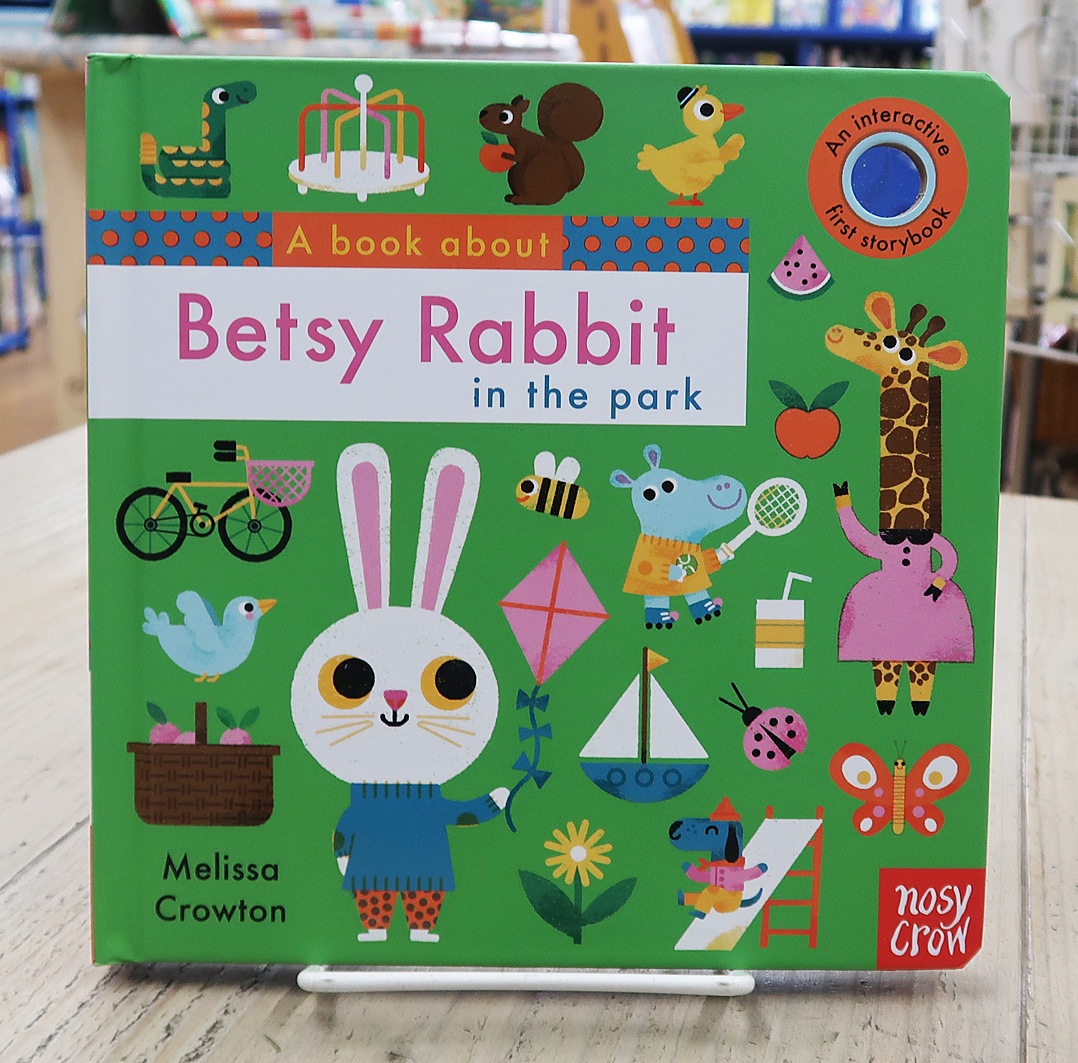 めくりしかけ絵本　A Book About Betsy Rabbit