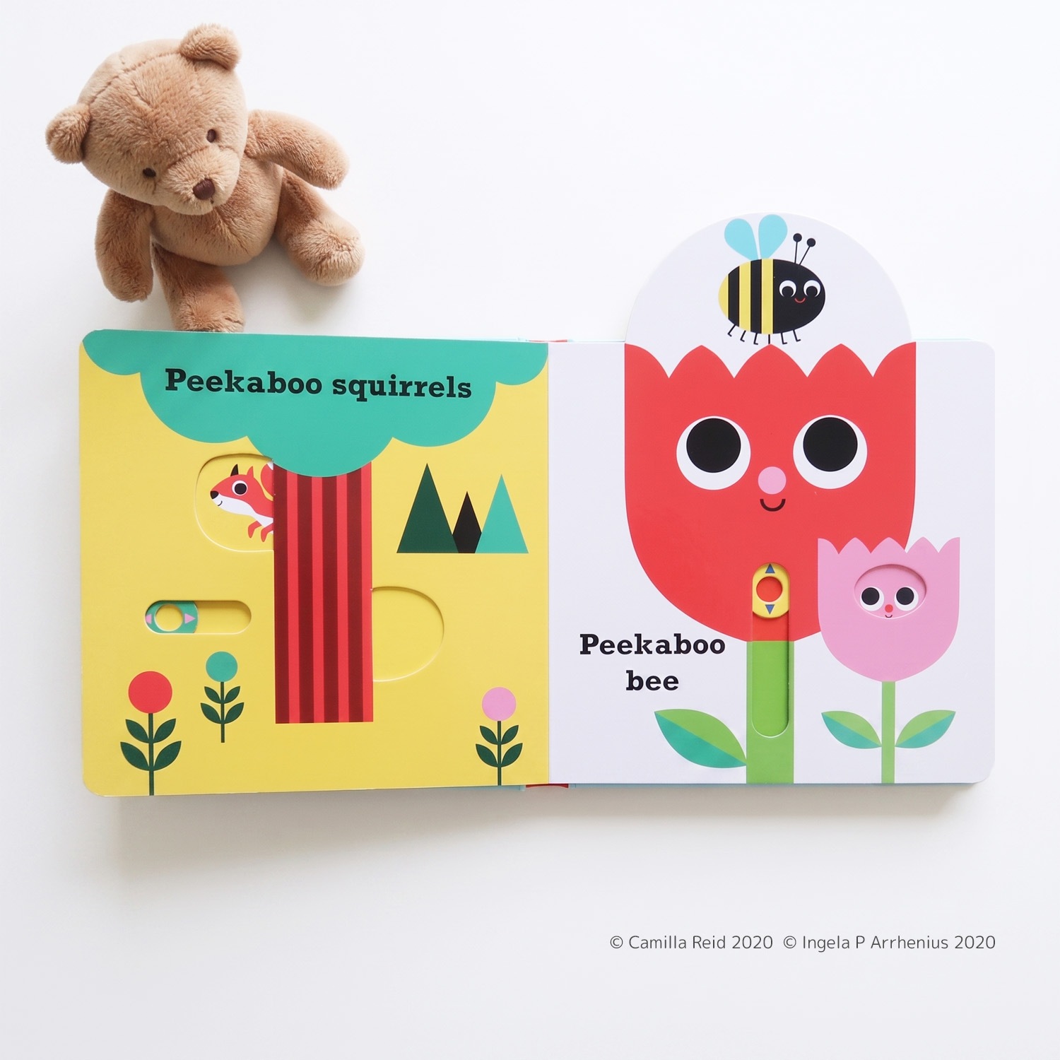 しかけ絵本　Peekaboo Bear