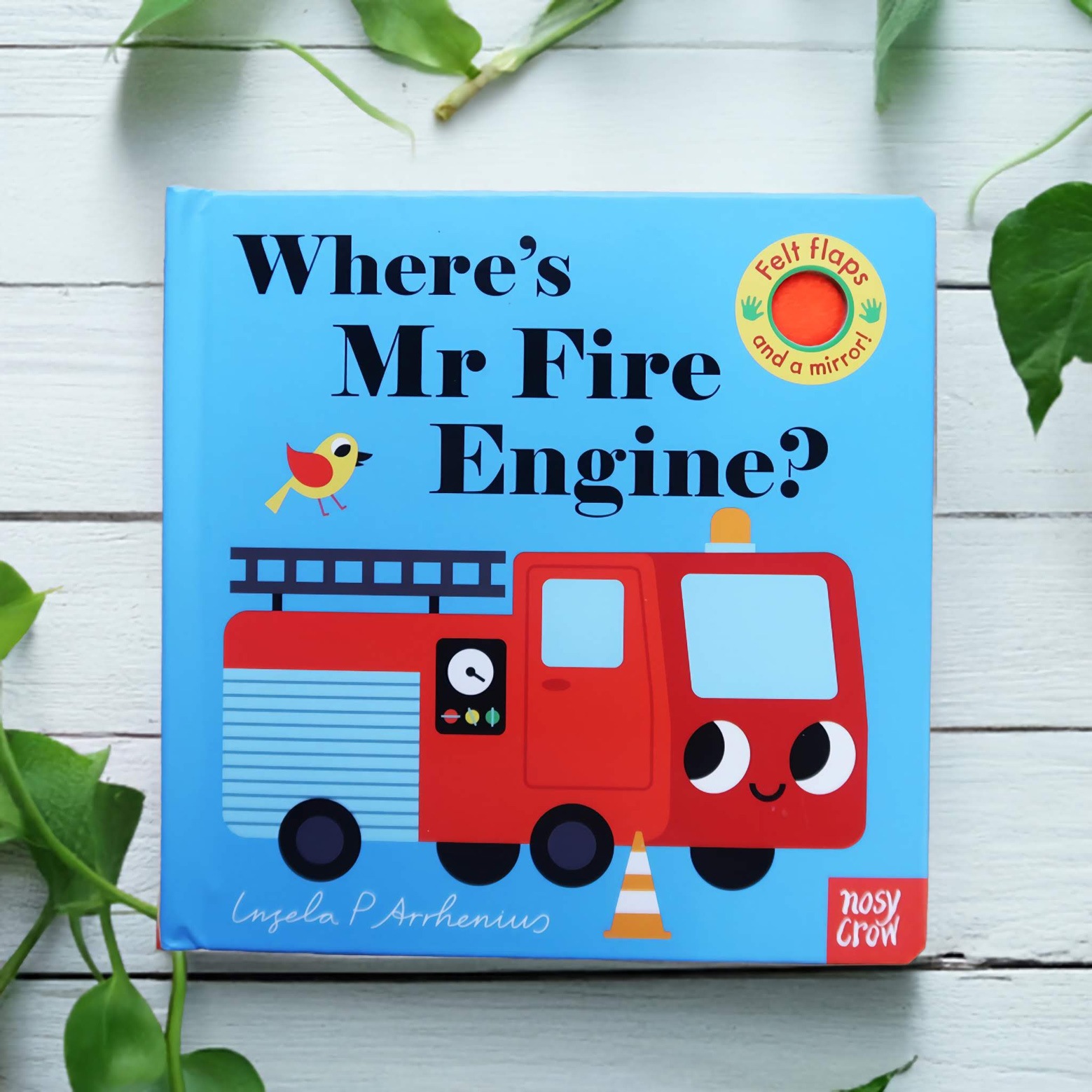 めくりしかけ絵本　Where's Mr. Fire Engine?