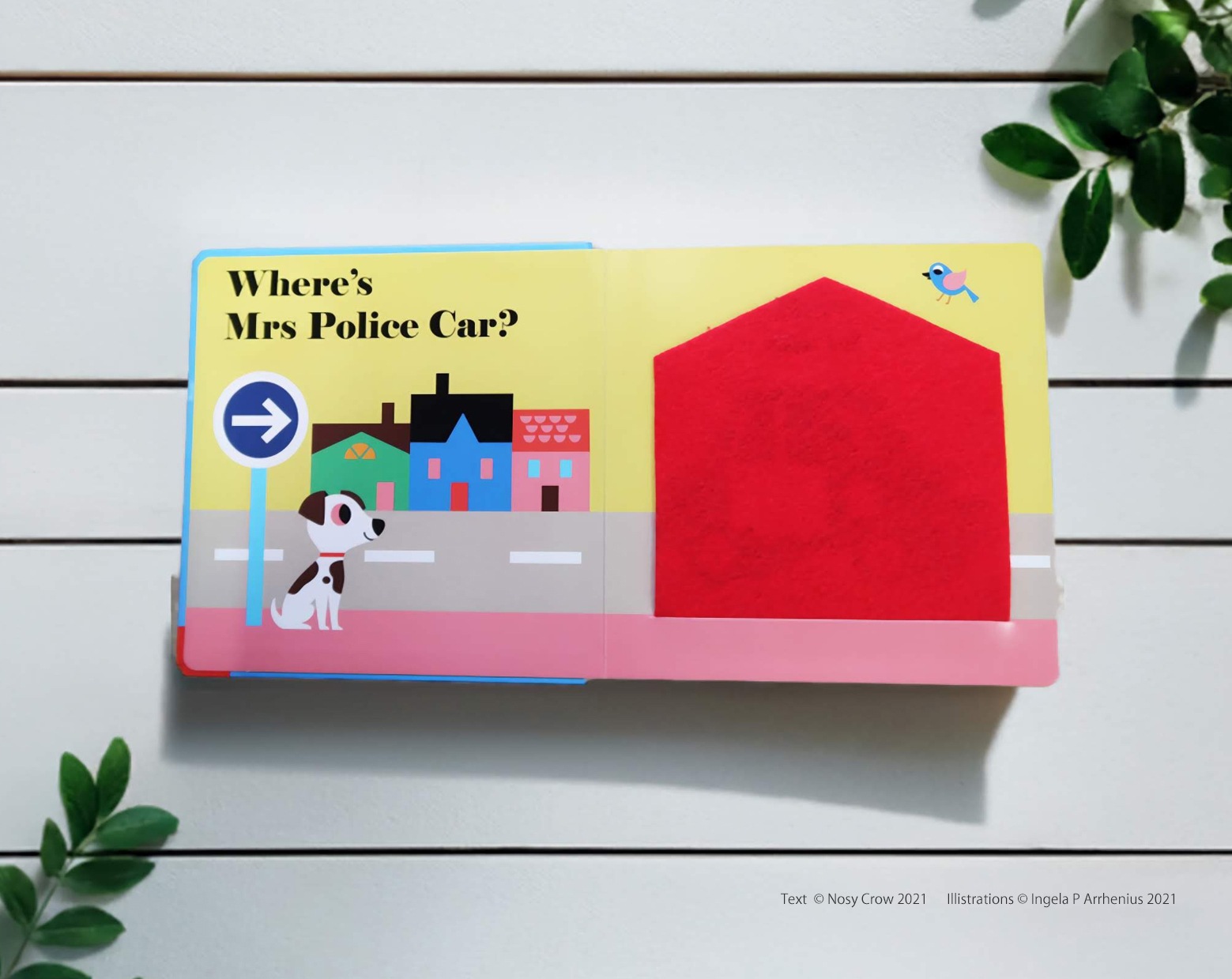 めくりしかけ絵本　Where's Mr. Fire Engine?