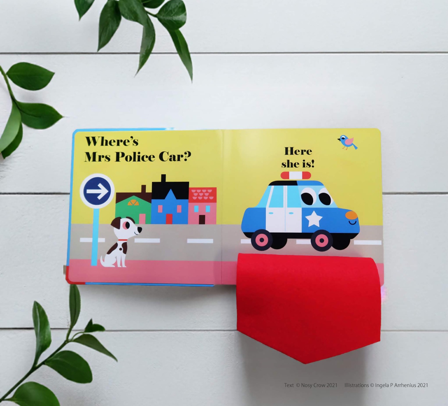 めくりしかけ絵本　Where's Mr. Fire Engine?