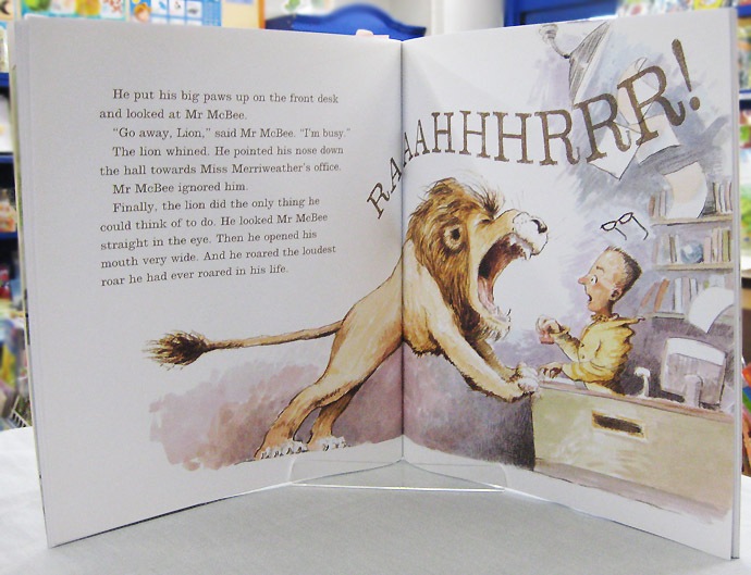 英語と日本語読みくらべ絵本セット】 Library Lion （ペーパーバック版