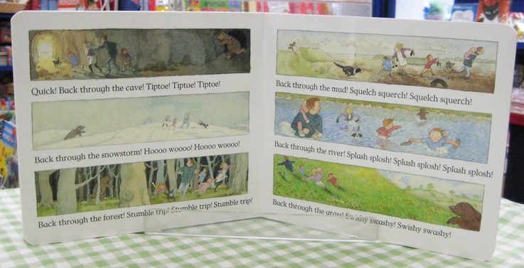 SING&SAY　We're Going on a Bear Hunt　ボードブック＆ＣＤセット ＜NoBuYoung＞ 【レベル3】