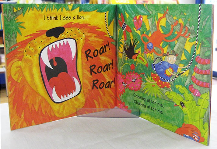 動画も見られるCDつき】 SING&SAY Walking through the Jungle