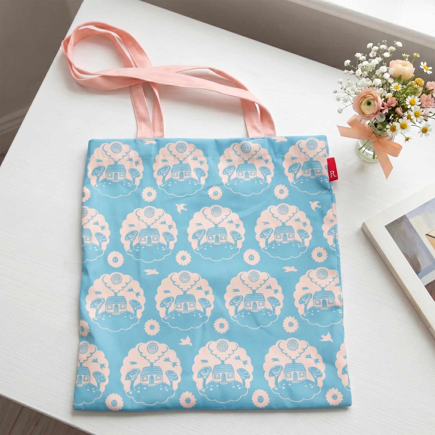 ちいさいおうち　～The Little House～　トートバッグ　総柄　＜ROOTOTE＞