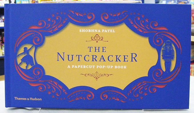 ポップアップしかけ絵本　Nutcracker　～くるみ割り人形～ 切り絵