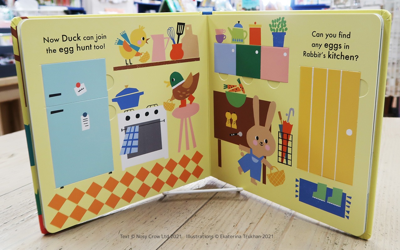 めくりしかけ絵本　The Great Big Egg Hunt　ボードブック