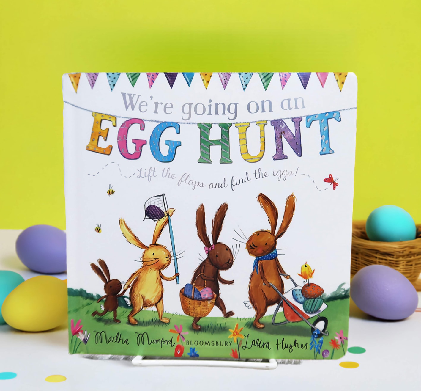 We're Going on an Egg Hunt　ボードブック