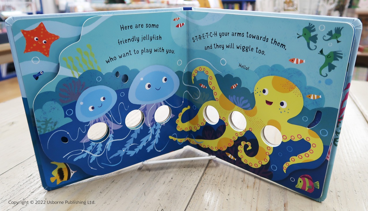 穴あきしかけつき絵本　Fingerwiggly Octopus