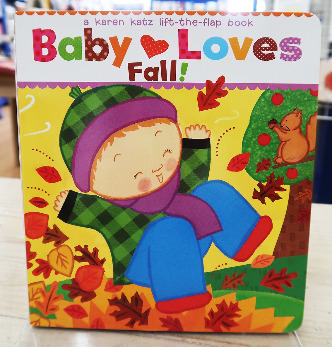 めくりしかけ絵本　Baby Loves Fall!