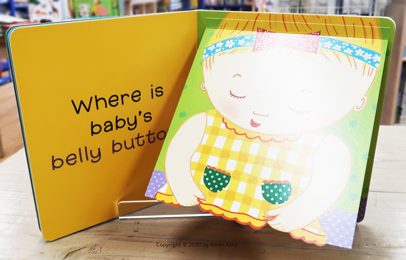 めくりしかけ絵本　Where is Baby's Belly Button? ～おへそどこ？～