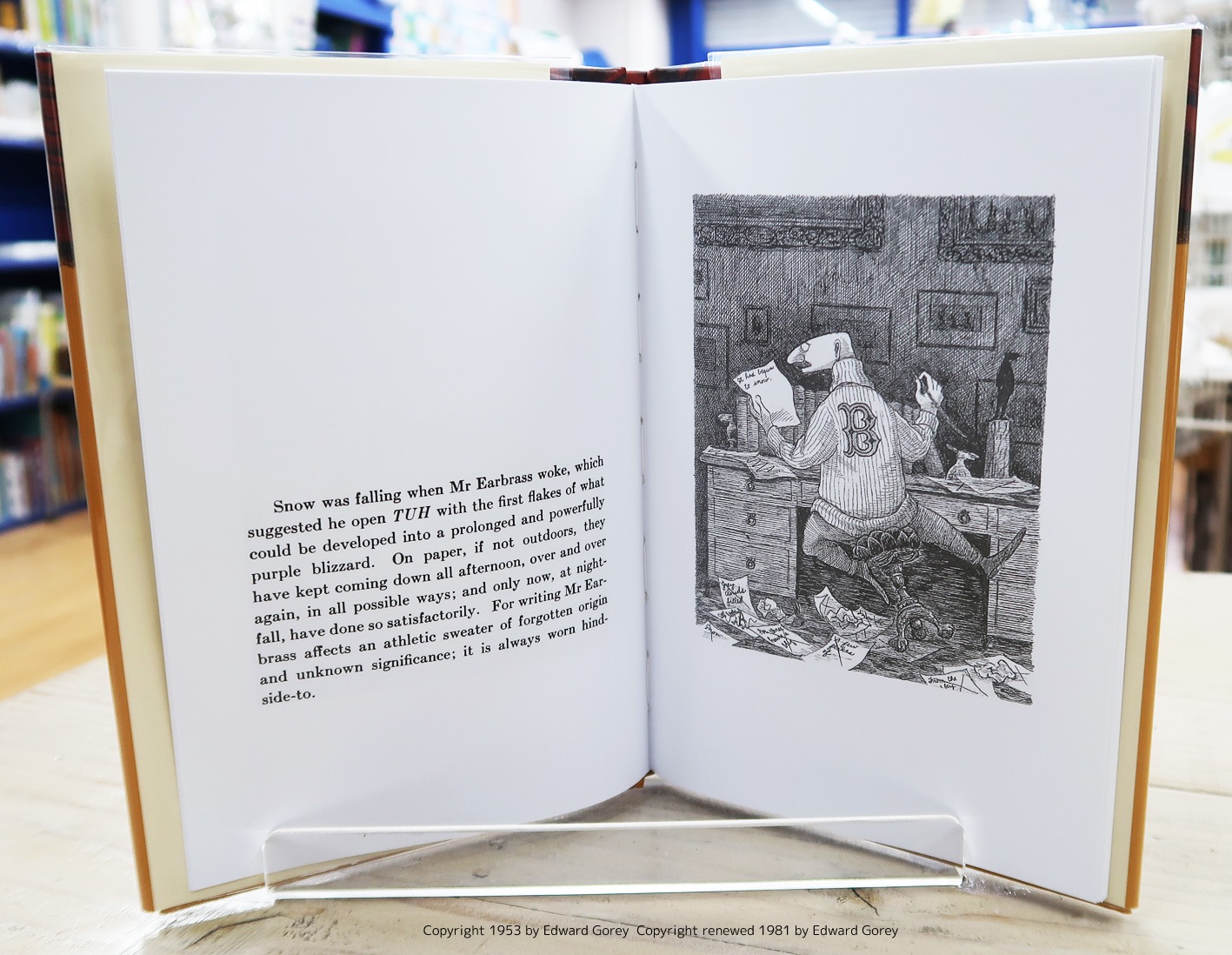 ゴーリー　Unstrung Harp　＜弦のないハープ　またはイアプラス氏小説を書く。＞