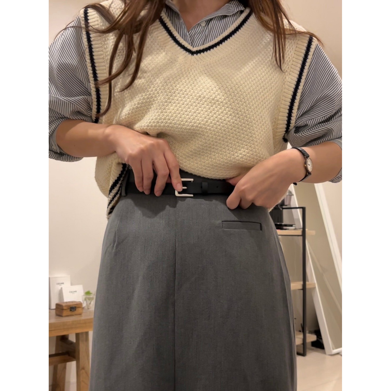 UNITED ARROWS タイトスカート ライトグレー フロントスリット UNITED ARROWS（ユナイテッドアローズ）の「UBCB TA/P フロント