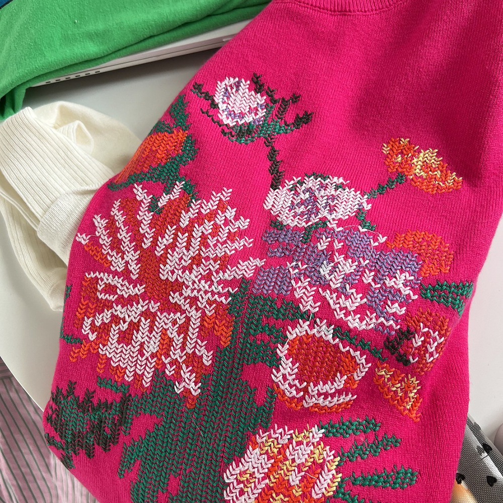 花束刺繍ニット | ayano | Flugge