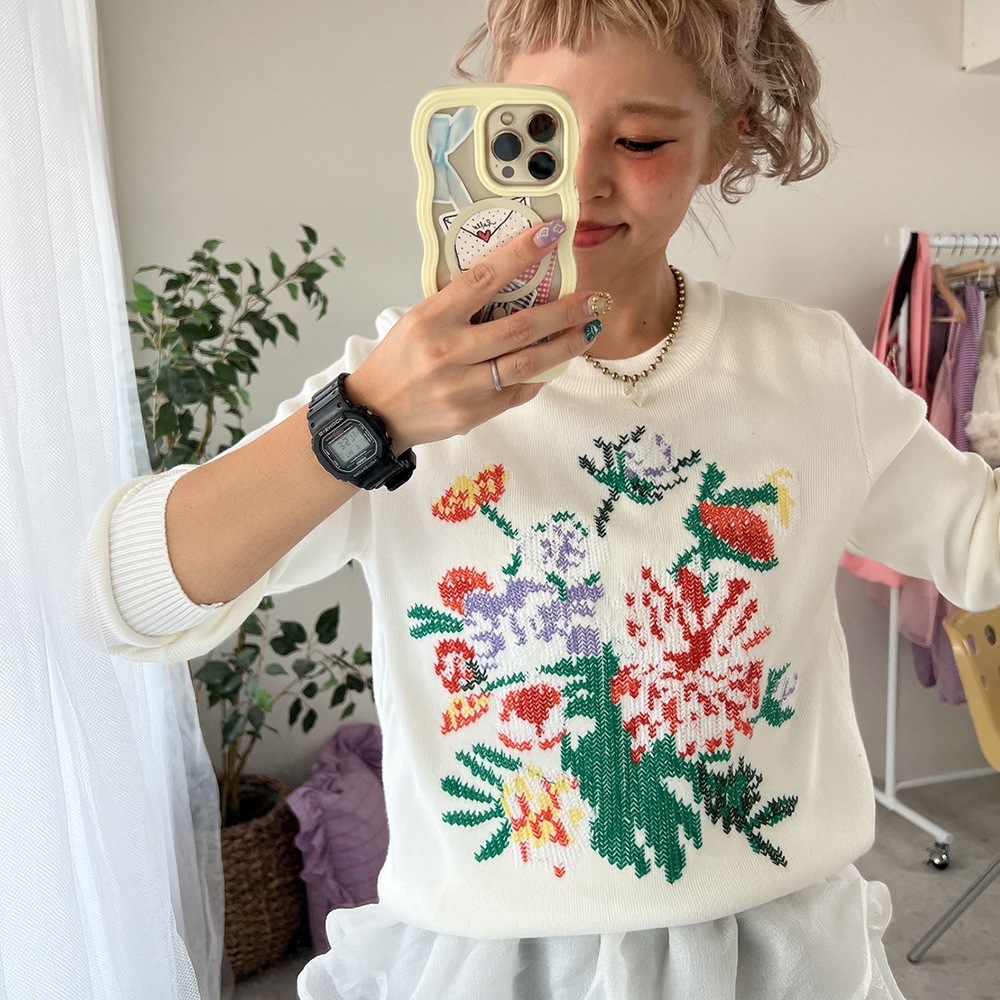 花束刺繍ニット | ayano | Flugge