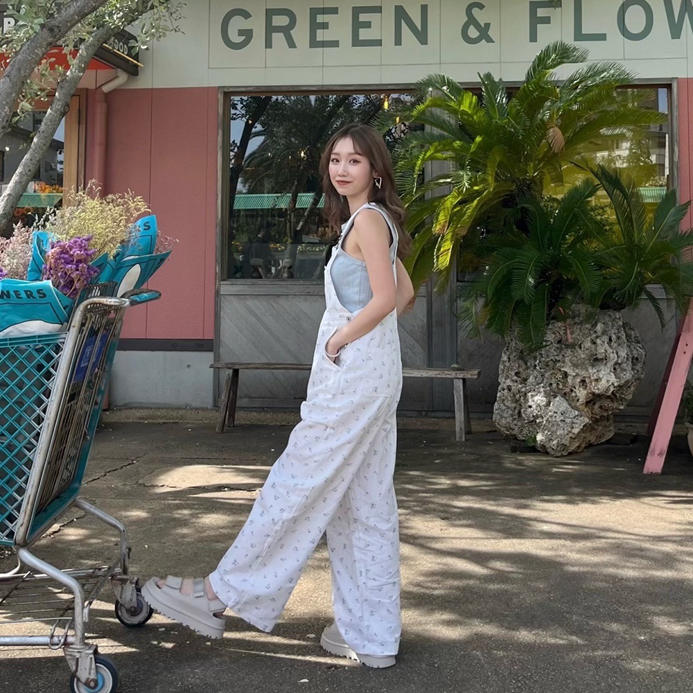 水色 花柄 サロペットスカート 花柄サロペットパンツ | Nanami | Flugge
