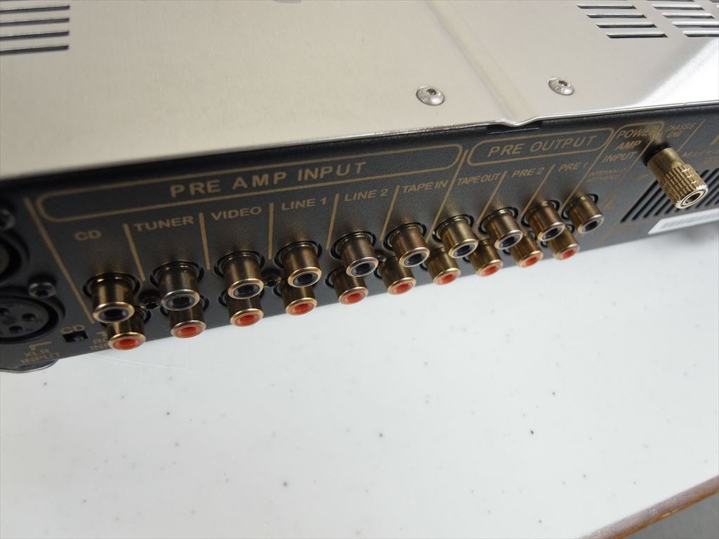 ROKSAN - Caspian Integrated AMP/シルバー 『展示機』《e-u》｜e