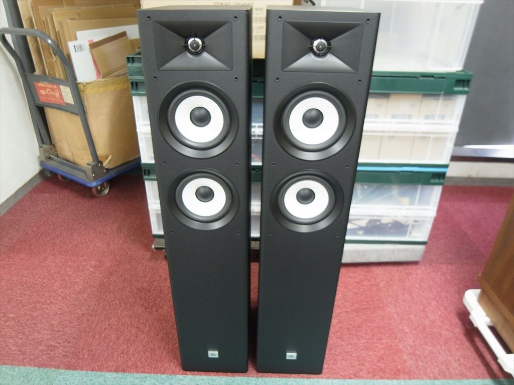 ワンオーナー 梱包たのメル便 JBL STAGE A170 ブラック 2本 JBL - STAGE A170/BLK（ペア《e-u》｜e.オーディオ逸品館