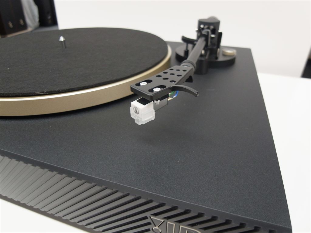 JBL - Spinner BT/BlackGold��e-u��