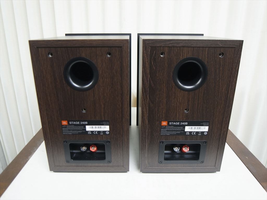 JBL - STAGE 240B BLK/ブラック（ペア）《e-u》｜e.オーディオ逸品館