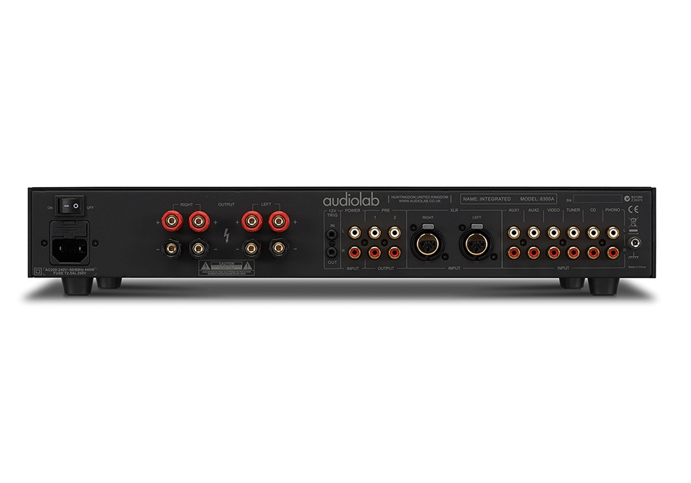 audiolab「8300A」バイワイヤ対応アンプ 新品同様 audiolab - 8300A/シルバー（インテグレーテッドアンプ）《e