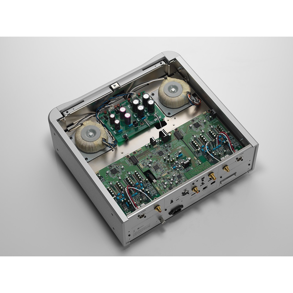 ESOTERIC - N-01XE�ʥͥåȥ��/DAC�ˡ��緿ESO�ѡ�e�աں߸�ͭ�ꡦ3��7�Ķ����Ǥ��Ϥ���ǽ���̳�ƻ����10�Ķ������������Բġˡ�