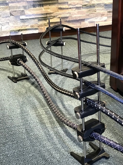 FURUTECH - Cradle-Flat��NCF Booster���꡼���ѥ��쥤�ɥ롦�ե�åȥ����סˡ�e�աڥ᡼��������ʡ�Ǽ���ϳ�ǧ�头Ϣ����