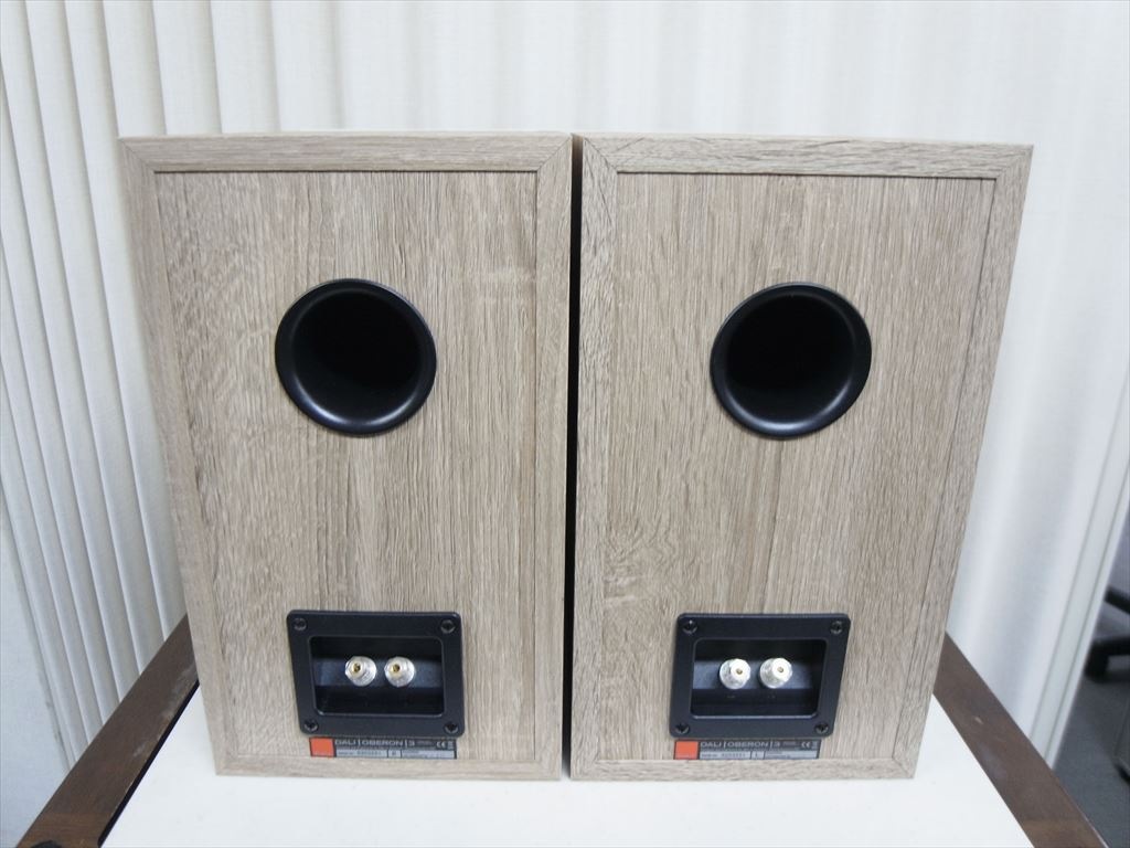 DALI - OBERON3/LO/ライトオーク（ペア）《e-u》｜e.オーディオ逸品館