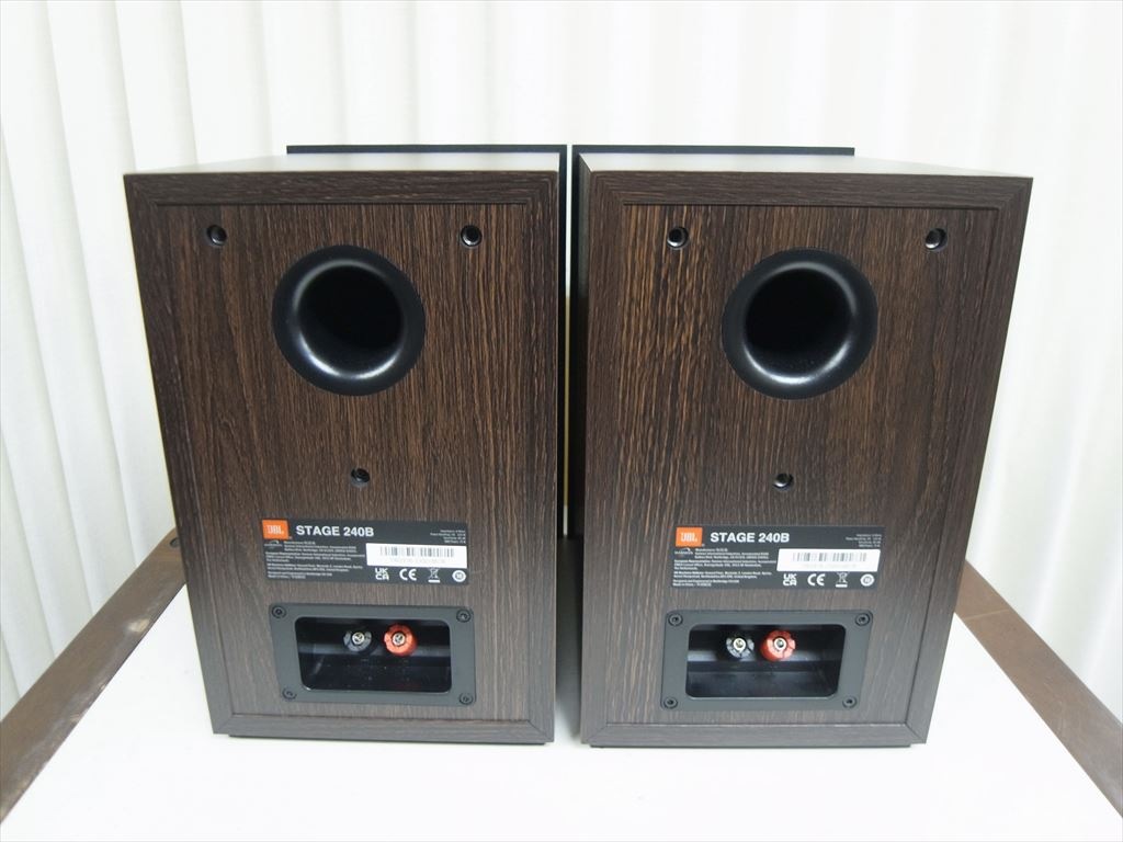 JBL - STAGE 240B BLK/ブラック（ペア）《e-u》｜e.オーディオ逸品館